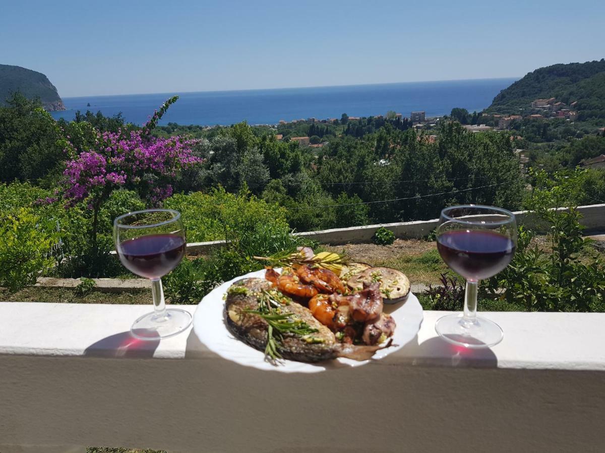 Vila Pogled Petrovac Bagian luar foto